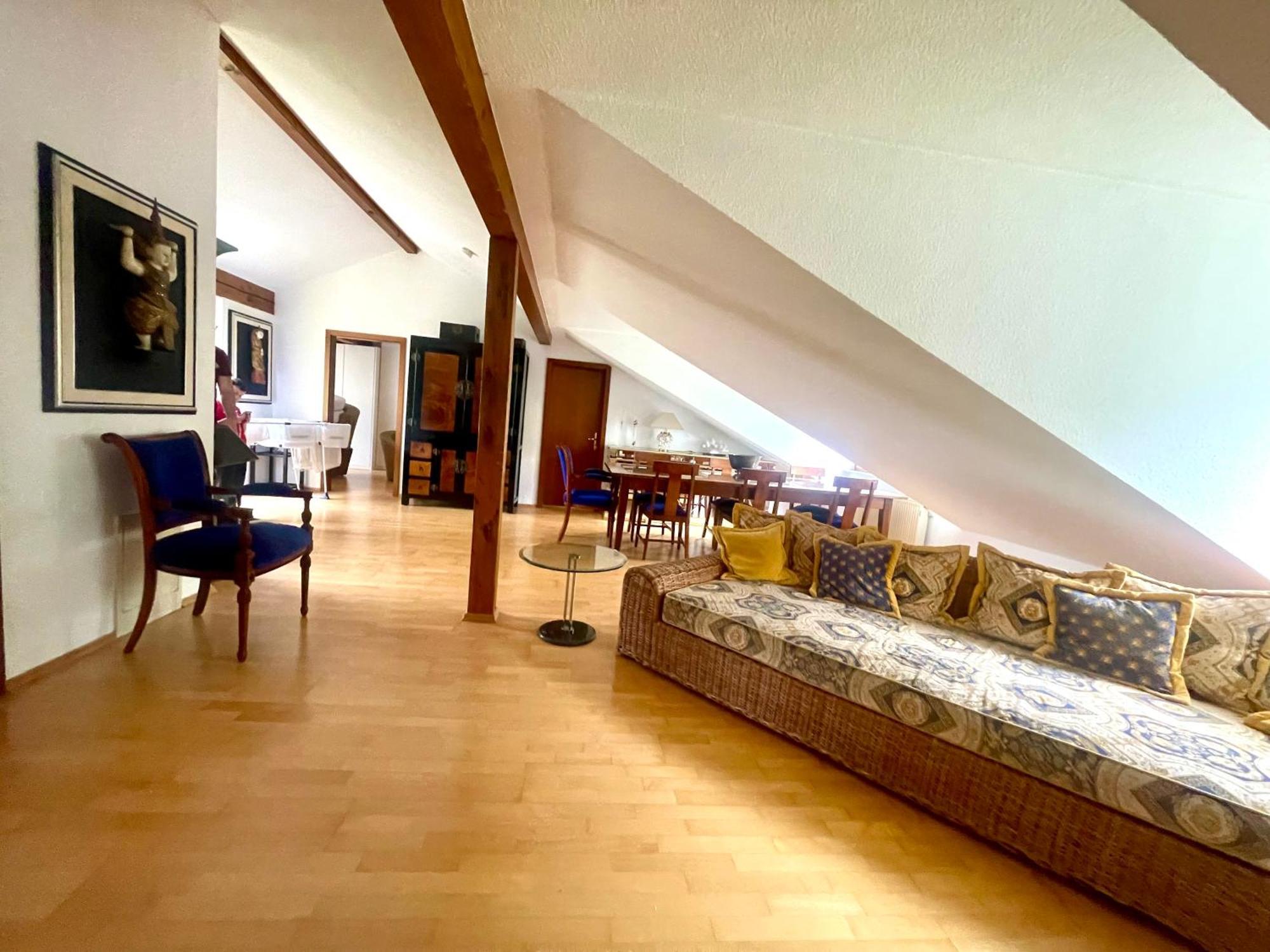Wunderschoenes Grosses 3 Zimmer Apartament Zentrum Goldstadt Familienfreundlich Mit Garage Pforzheim Exterior photo